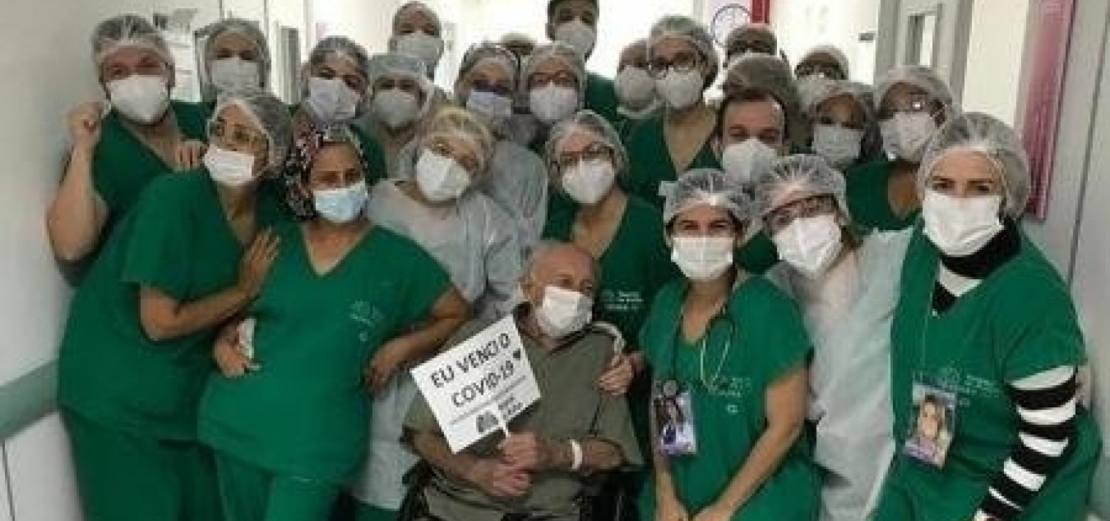 Cientistas pesquisam casos de idosos com mais de 100 anos curados da Covid-19