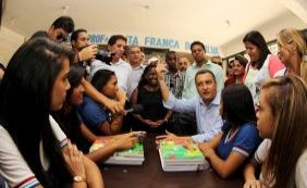 Governador da Bahia visitou 140 escolas de 82 municípios baianos em 2015