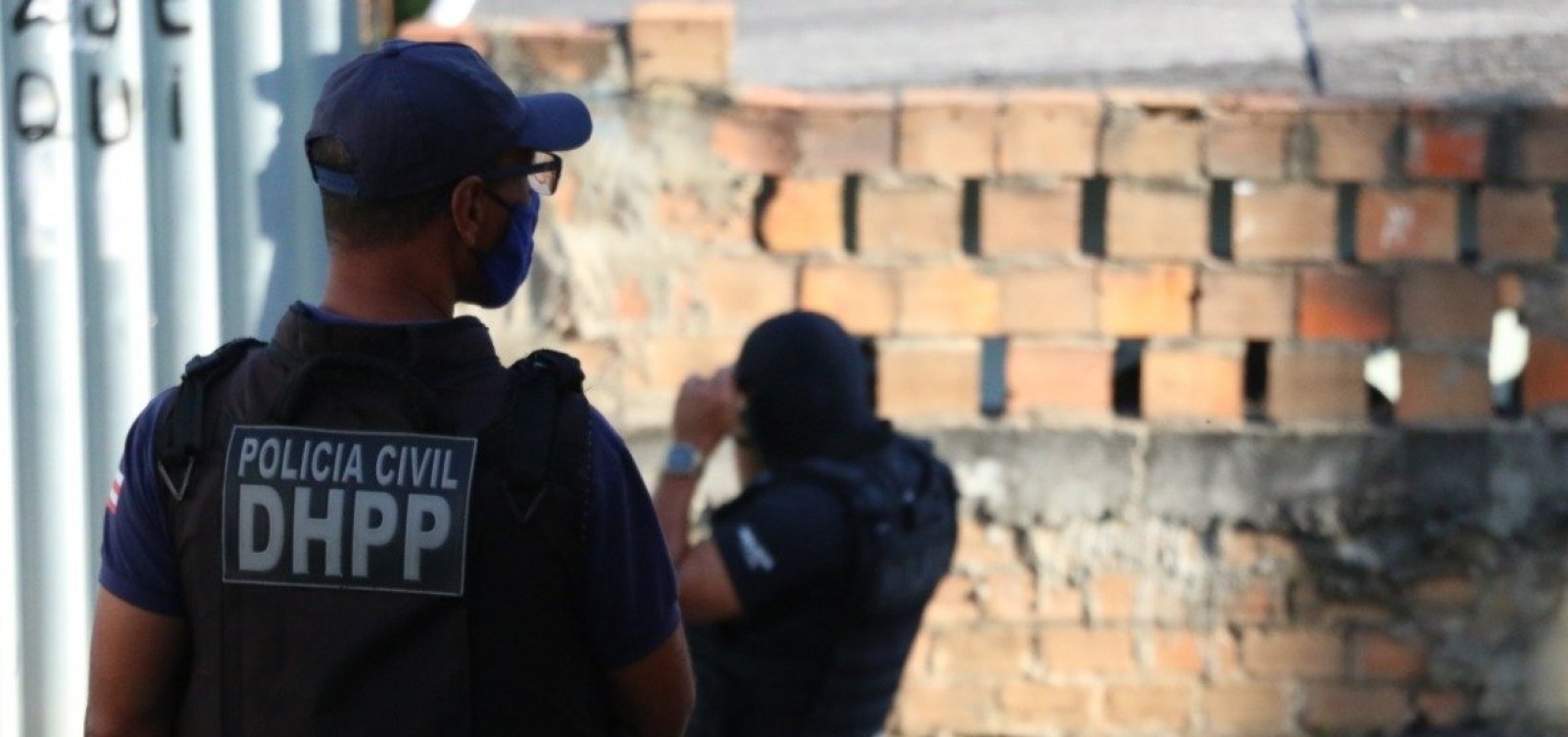 Justiça converte para preventiva prisão de suspeitos de triplo homicídio na praia de Jaguaribe 