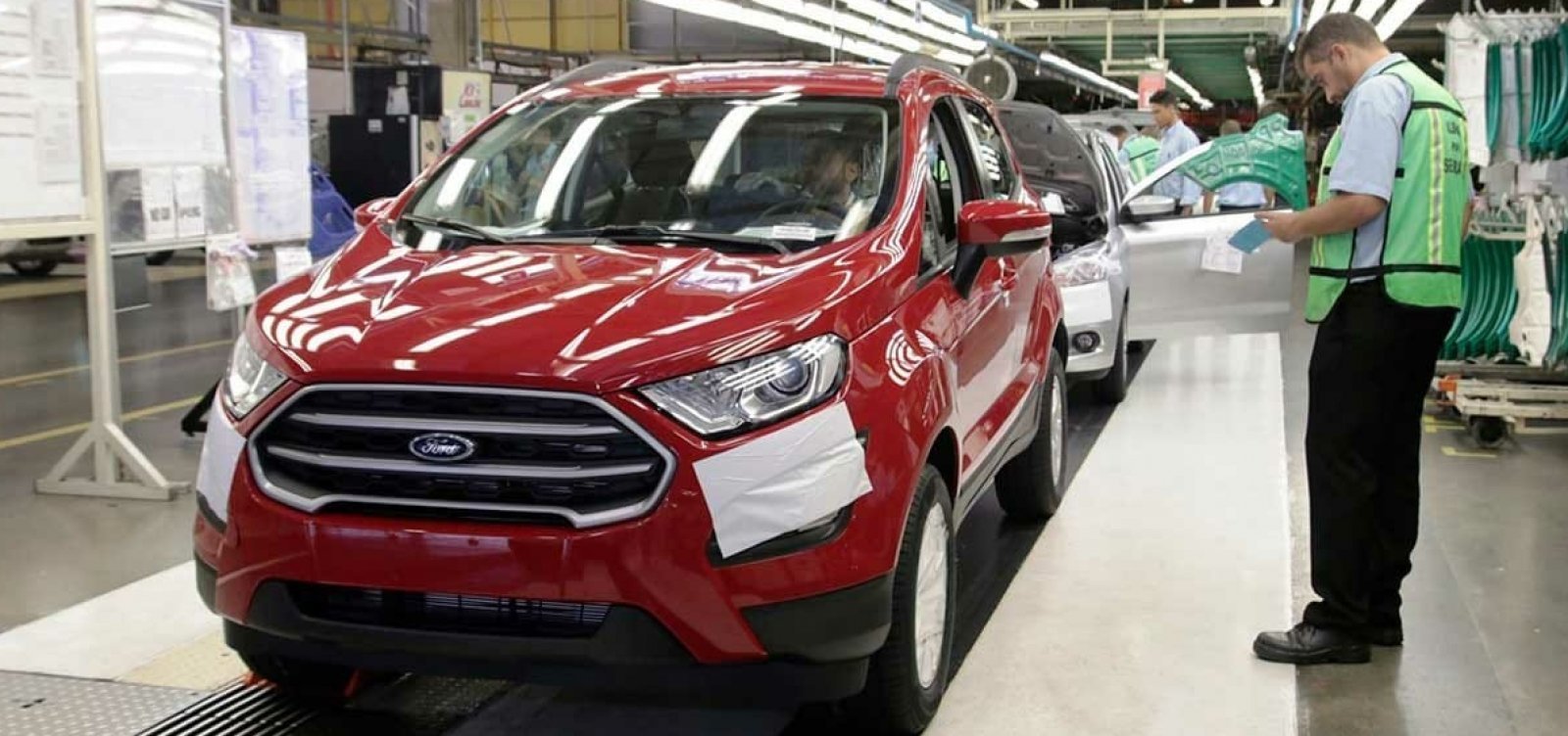 Procon-BA notifica Ford Brasil 