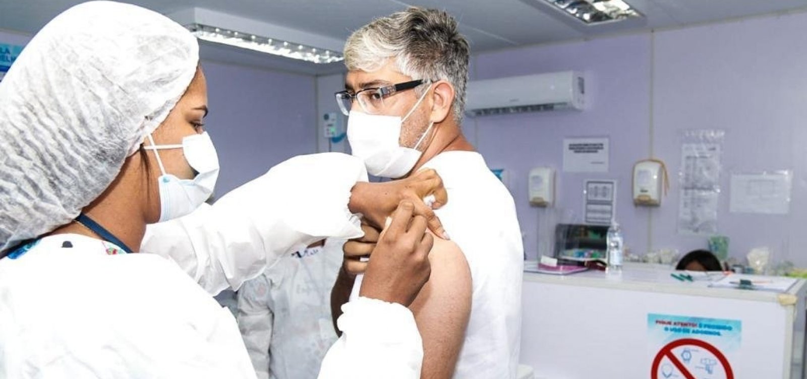 Covid-19: Trabalhadores da saúde da Ilha de Bom Jesus dos Passos recebem vacina 