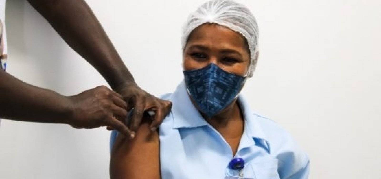 Salvador vacina mais 3,3 mil pessoas contra Covid-19; total é de 8.721 vacinados