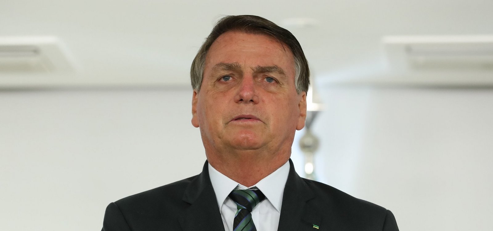 'Minha vida é um inferno', diz Bolsonaro sobre ser presidente