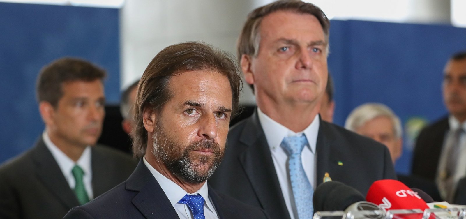 Bolsonaro e presidente uruguaio defendem flexibilização do Mercosul