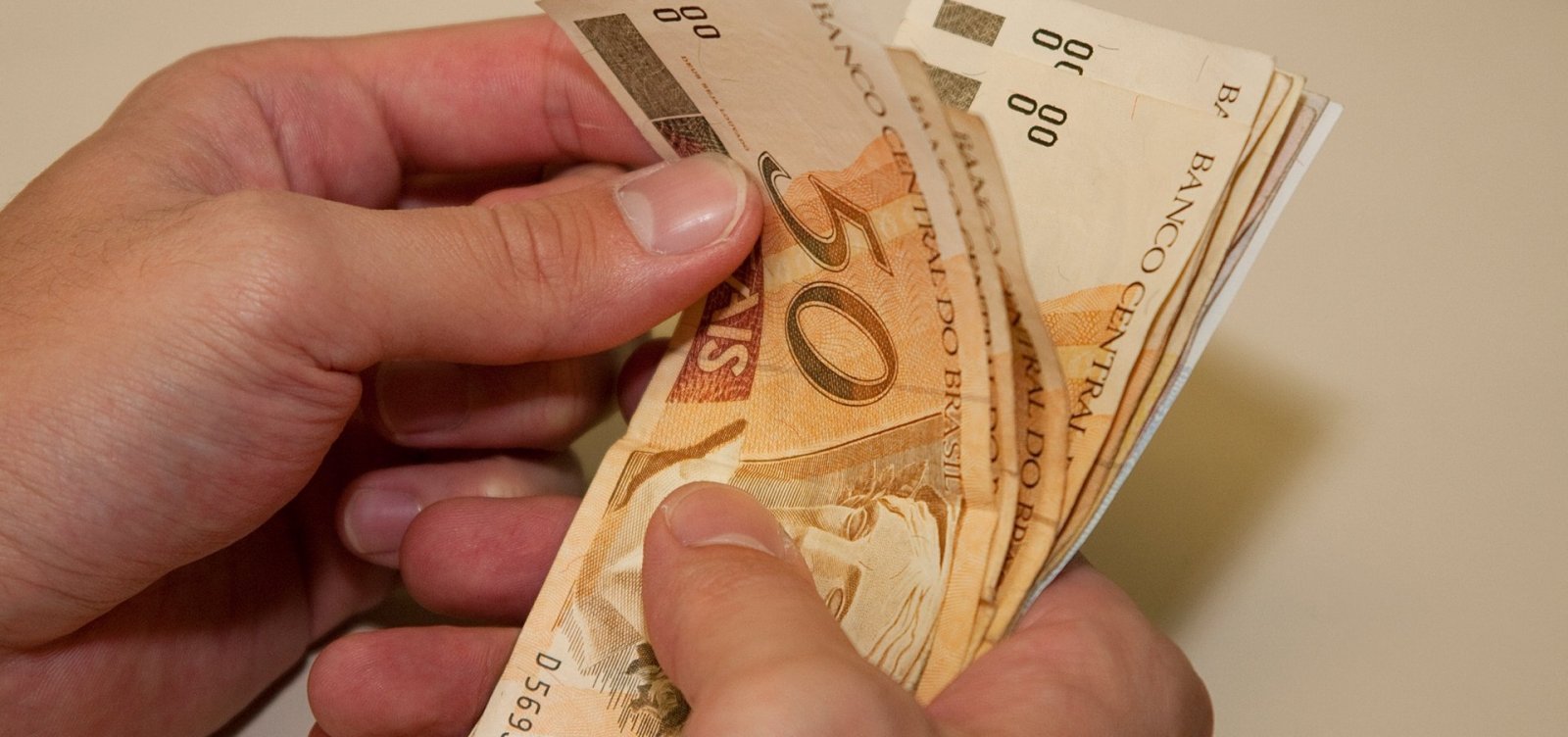 Salvador e Manaus são as únicas capitais que ainda pagam auxílio emergencial