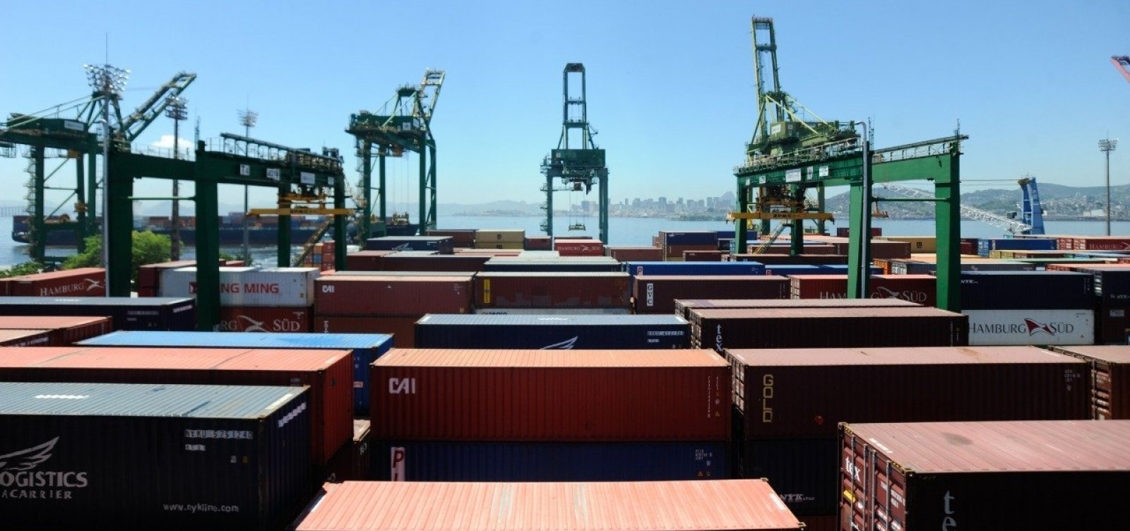 Balança comercial tem déficit de US$ 1,152 bilhões na primeira semana de fevereiro