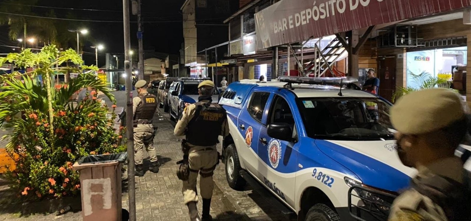 Polícia Militar encerra aglomerações na Região Metropolitana de Salvador na madrugada de sábado