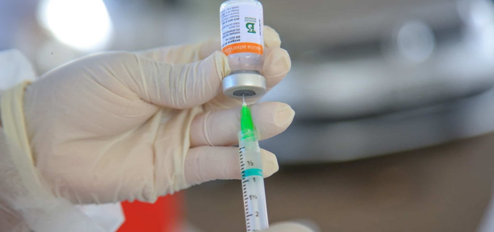 Vacinação com segunda dose em Salvador começa nesta terça-feira