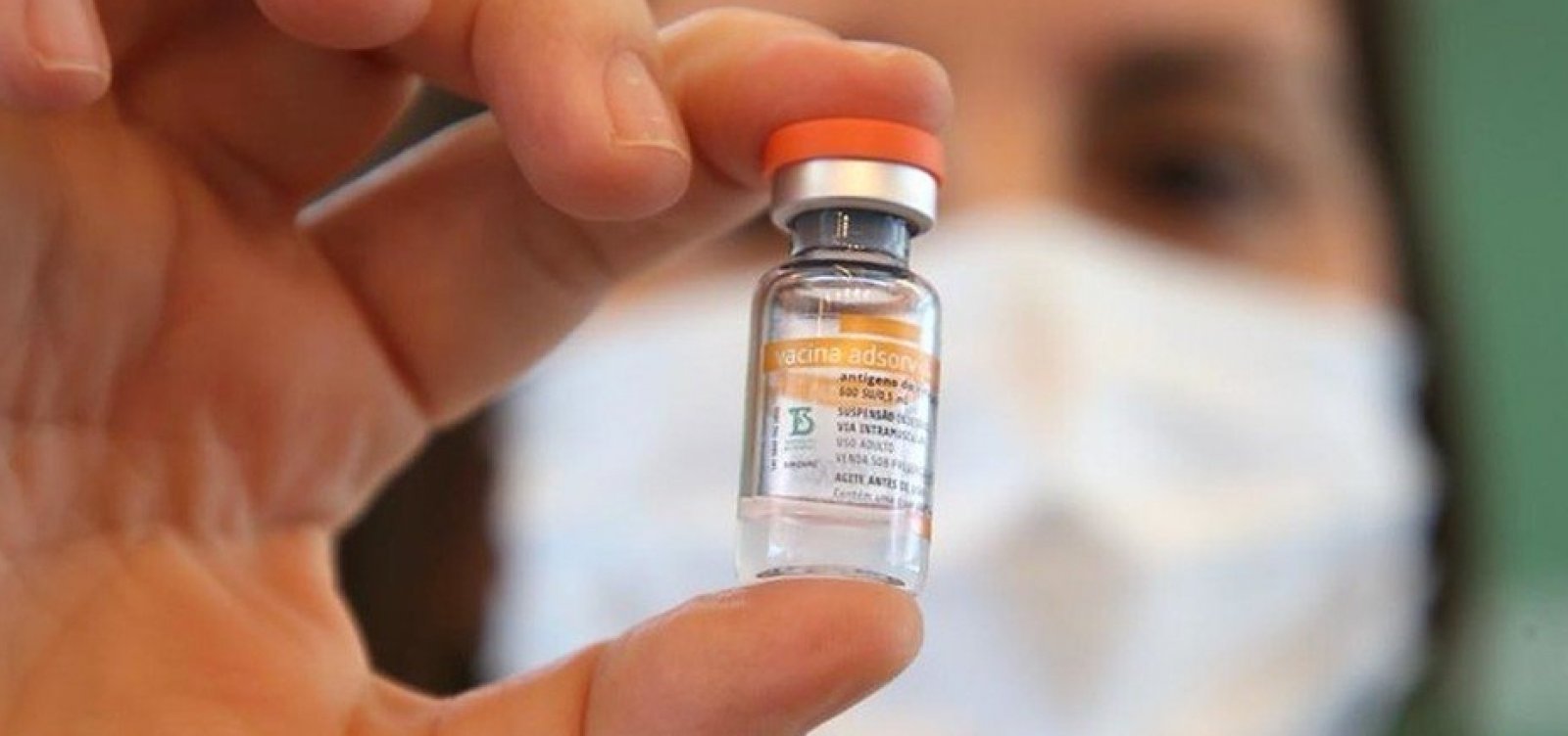 Mais de 80 cidades baianas têm estoques zerados de doses da vacina contra a Covid-19