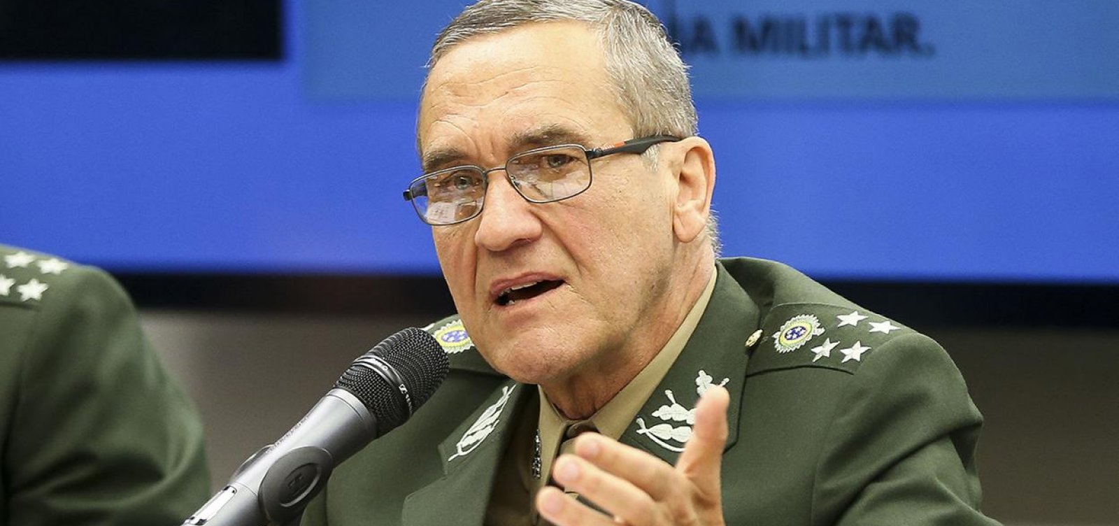 Villas Bôas ironiza crítica de Fachin sobre pressão militar ao STF: 'Três anos depois'