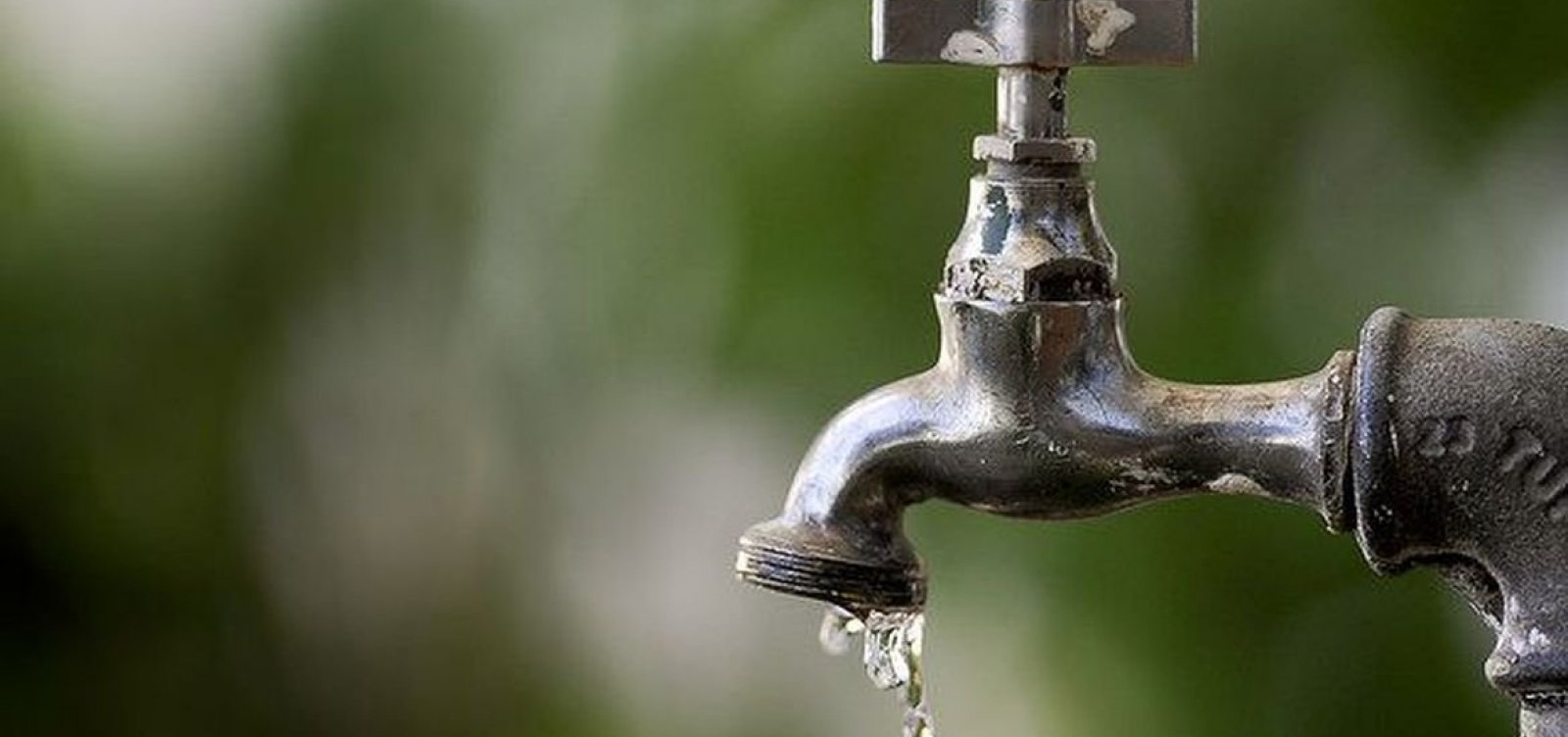 Abastecimento de água será interrompido em várias regiões de Camaçari na próxima terça-feira (23)
