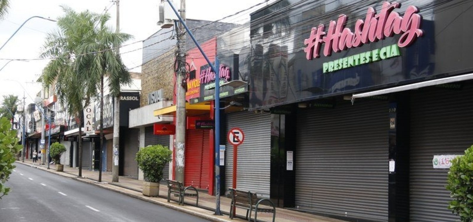 Com UTIs lotadas, cidade paulista inicia confinamento total de 60 horas