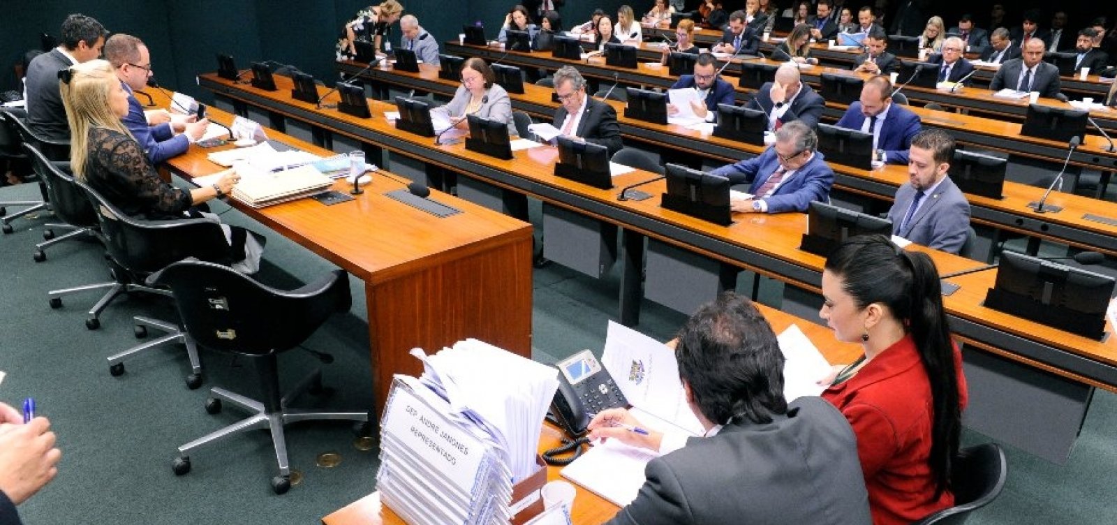Conselho de Ética da Câmara instaura nesta terça-feira processos de Daniel Silveira e Flordelis