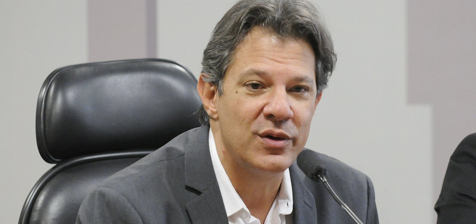 Haddad cita aliança contra Bolsonaro e avisa: 'Temos que preparar o segundo turno antes do primeiro'