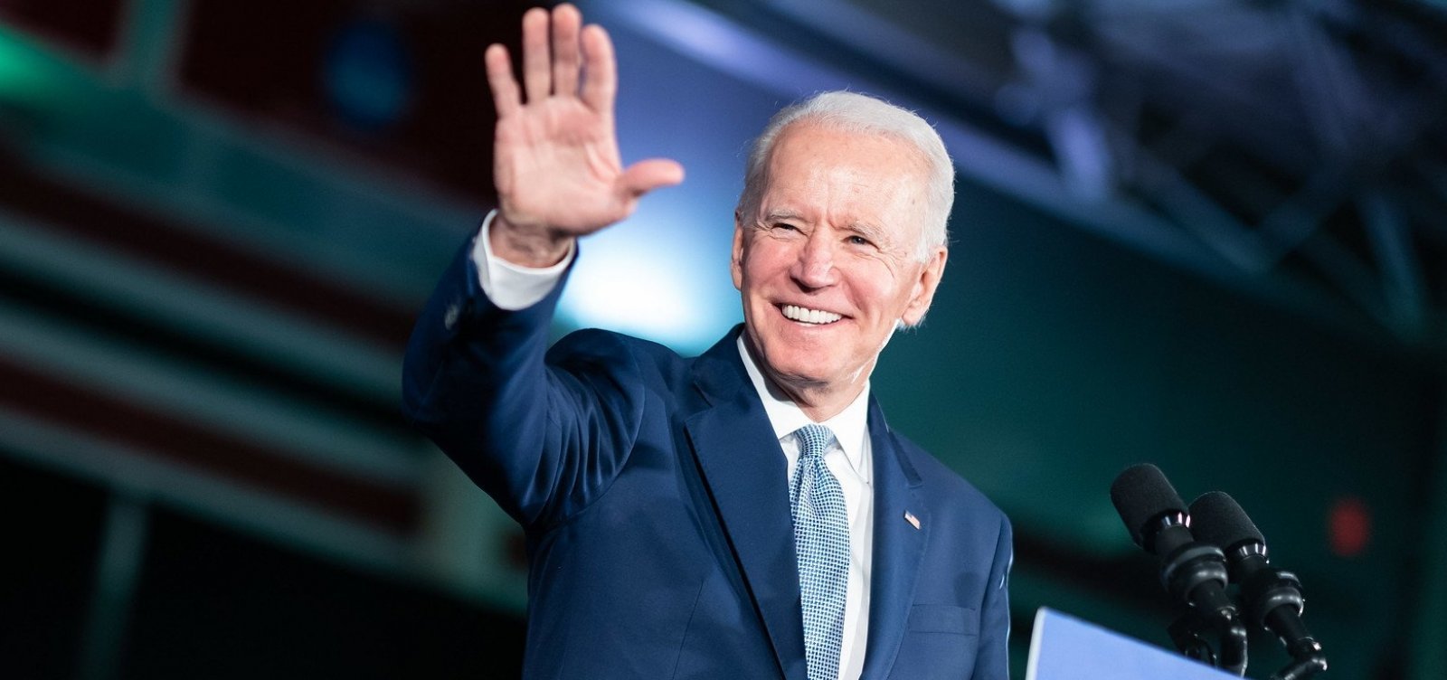 Joe Biden revoga veto a entrada de imigrantes nos Estados Unidos