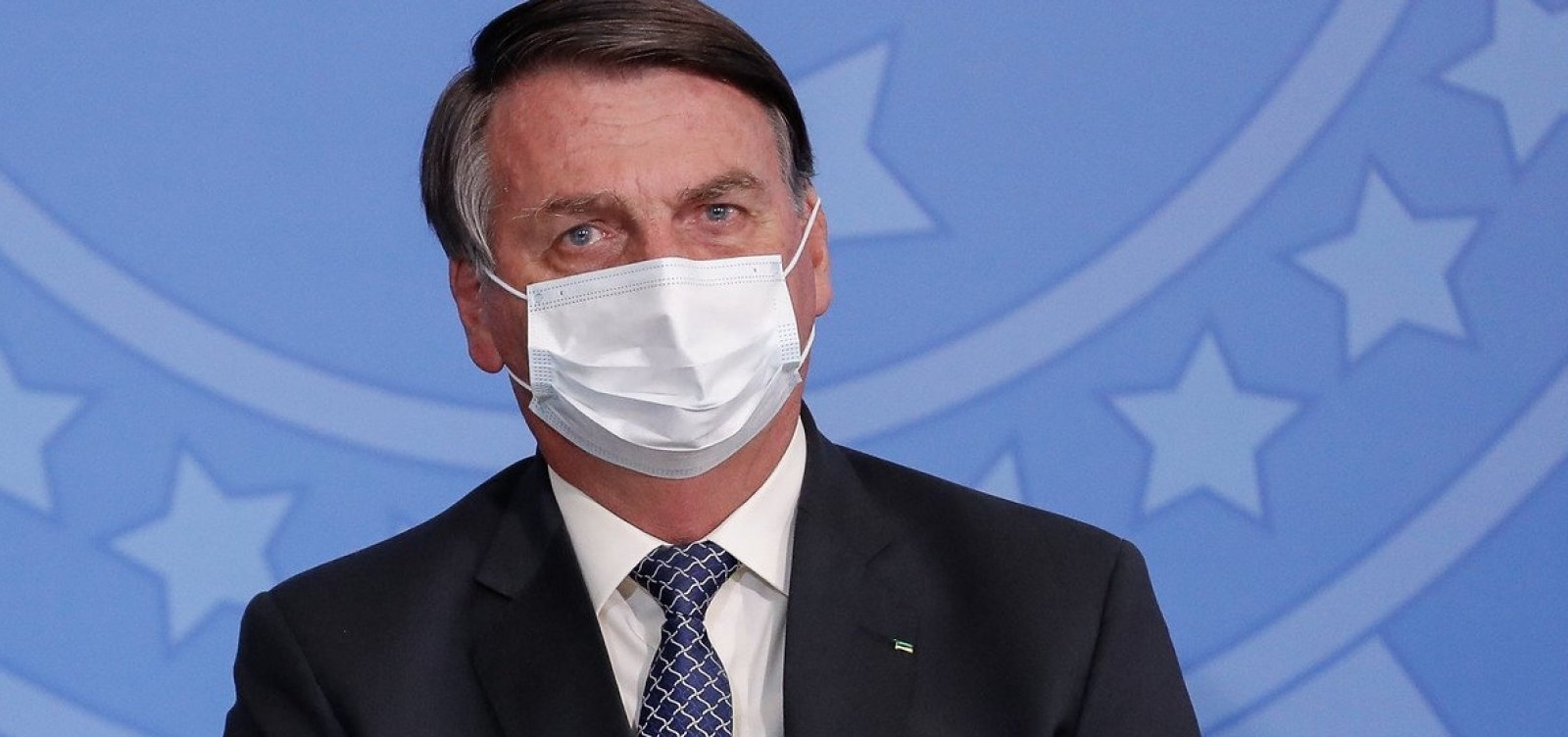 Trio de assessores de Bolsonaro causa desconforto em ministros