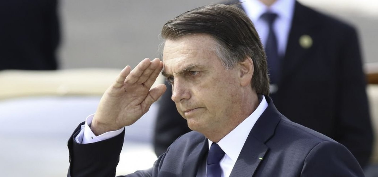 'Se eu levantar a minha caneta Bic e disser ‘Shazam!’, eu vou ser ditador', diz Bolsonaro