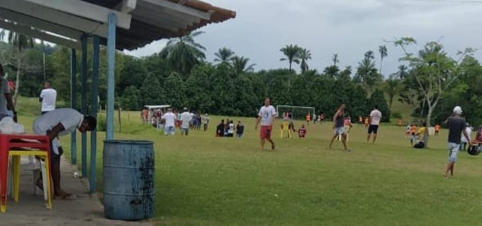'Baba' organizado por Vampeta é encerrado pela polícia