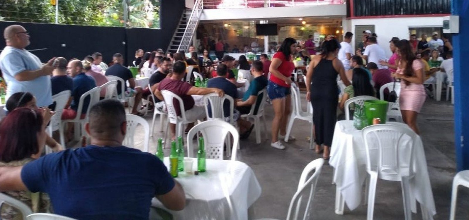 Em Manaus, fiscalização encerra festa clandestina com mais de 200 pessoas