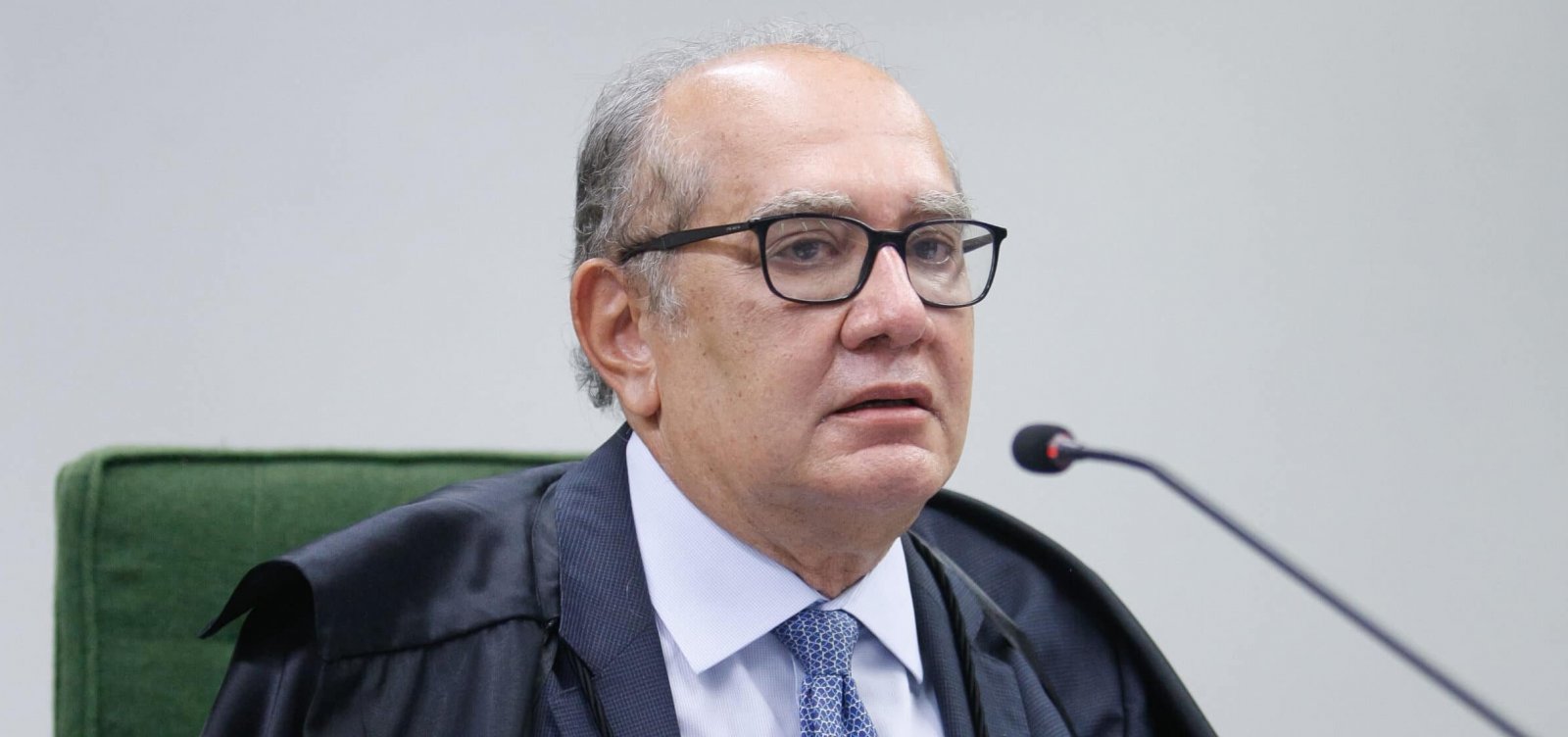 Mendes encerra julgamento de recurso que pedia libertação de Fabrício Queiroz no STF 