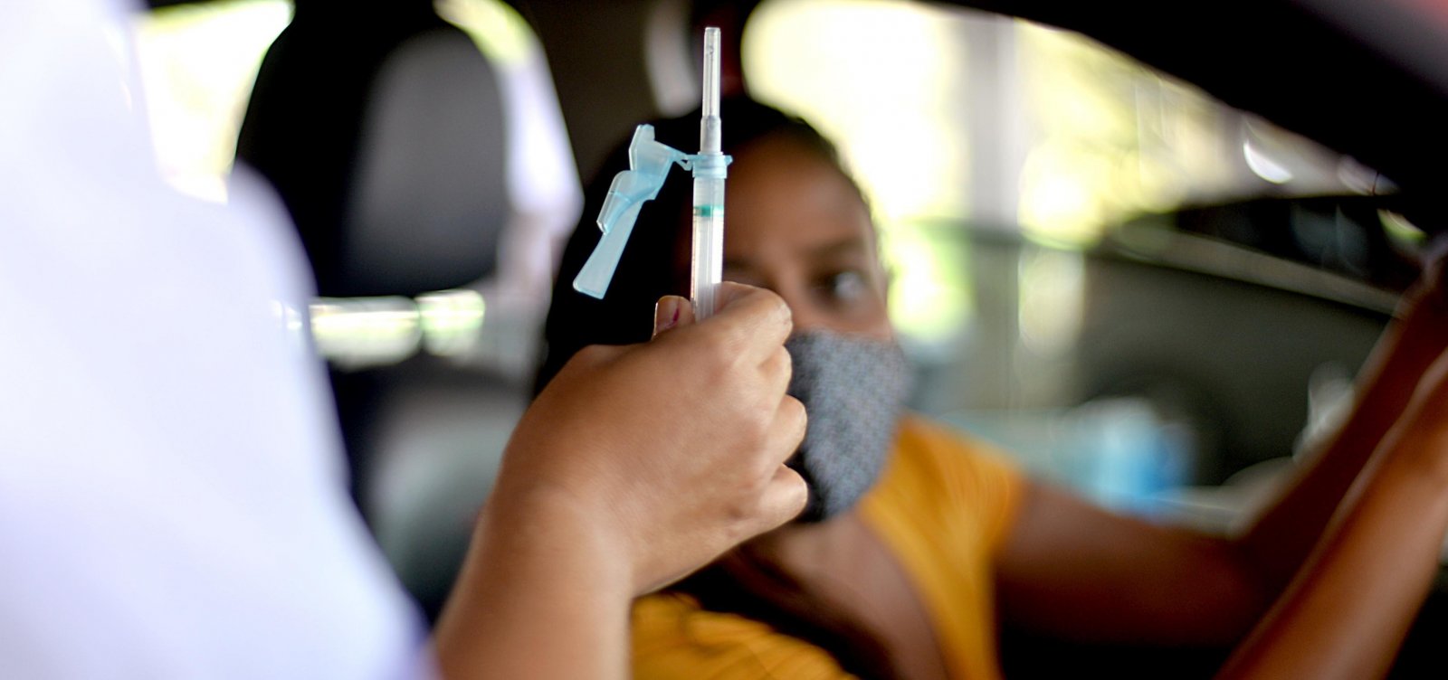 Salvador atinge recorde de mais de 16 mil pessoas vacinadas em apenas um dia