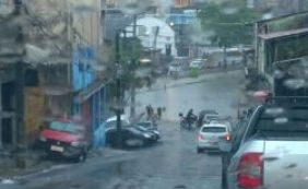 Queda de energia é registrada em bairros de Salvador após fortes chuvas