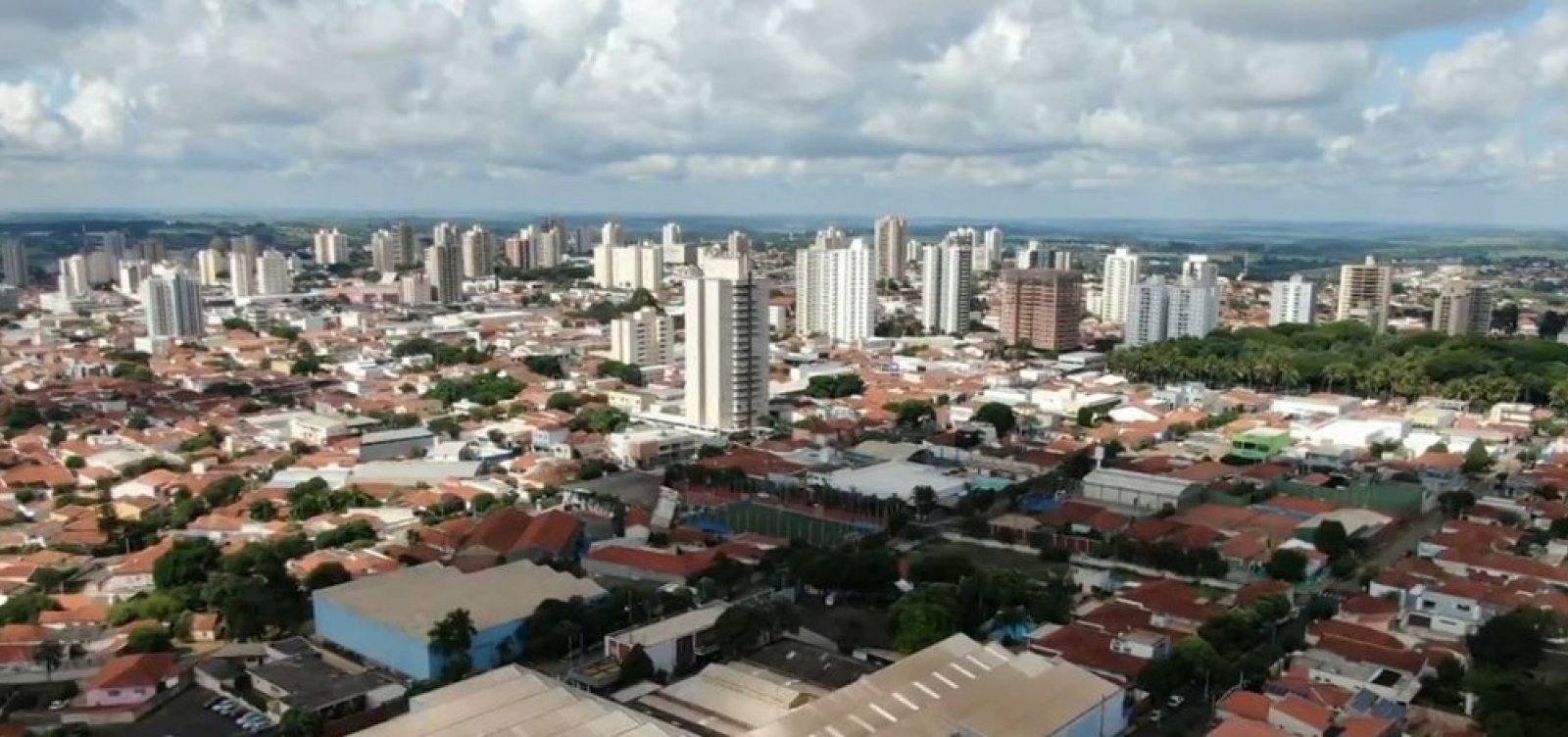 Após medidas restritivas, Araraquara tem 24 horas sem mortes por Covid