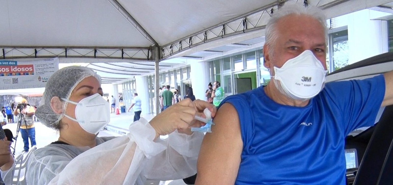 Brasil vacinou 20 milhões de pessoas contra Covid-19, diz consórcio de imprensa
