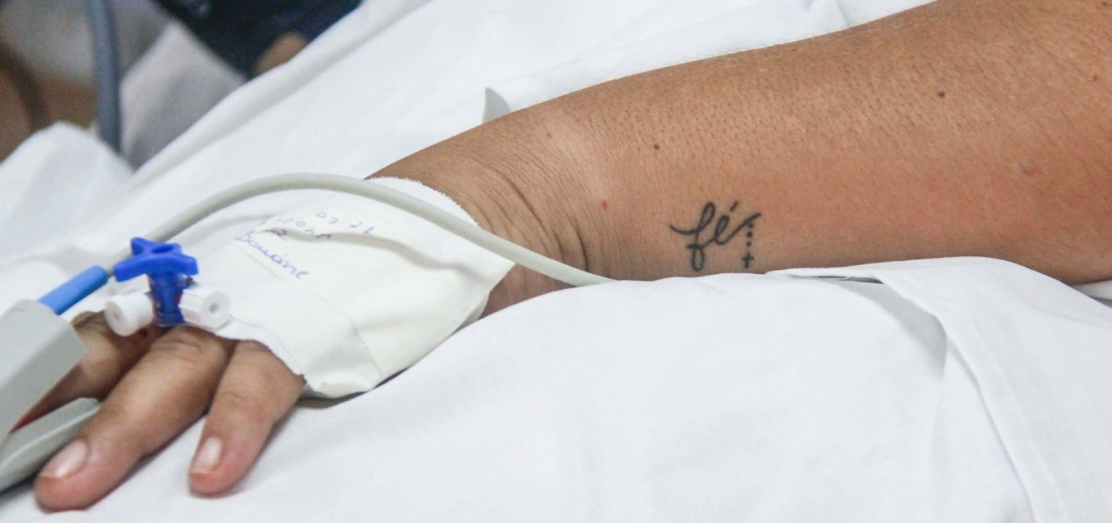 Brasil completa dez dias com média móvel de mortes por covid acima de 2,5 mil