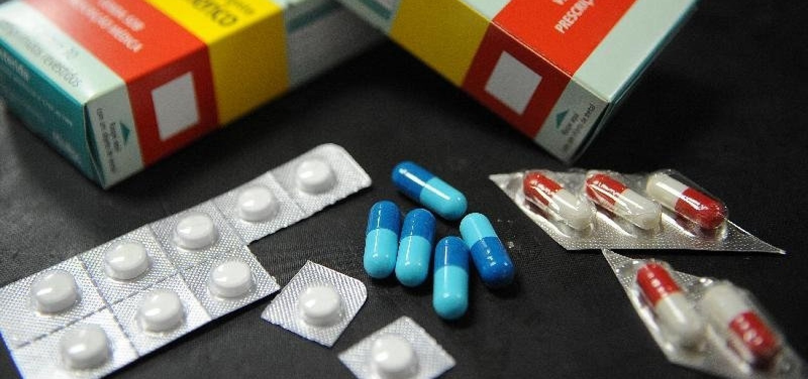 Anvisa multa em R$ 15 milhões empresas por preços abusivos de medicamentos durante pandemia