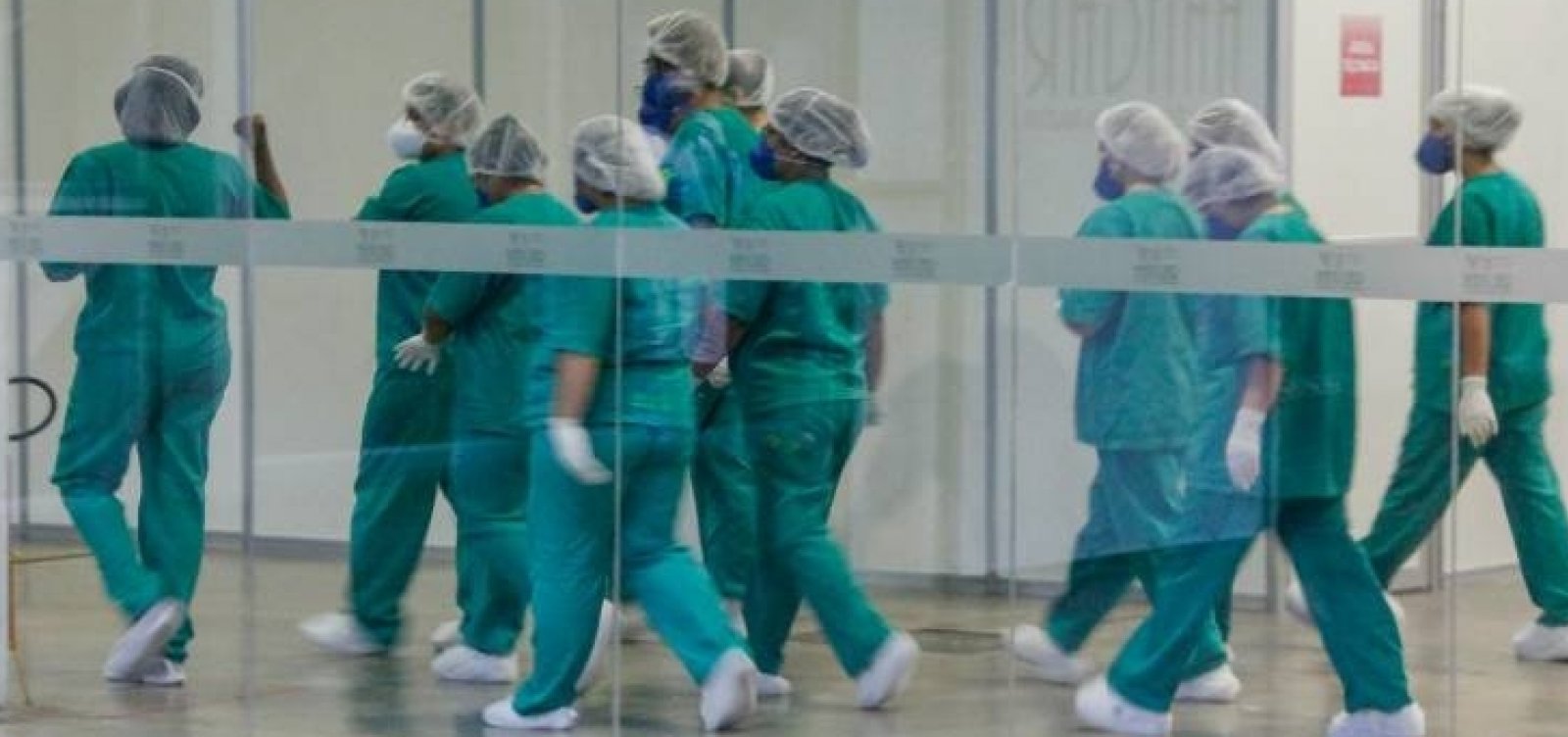 Brasil registra 4.211 mortes por Covid-19 em 24 horas, diz consórcio de imprensa