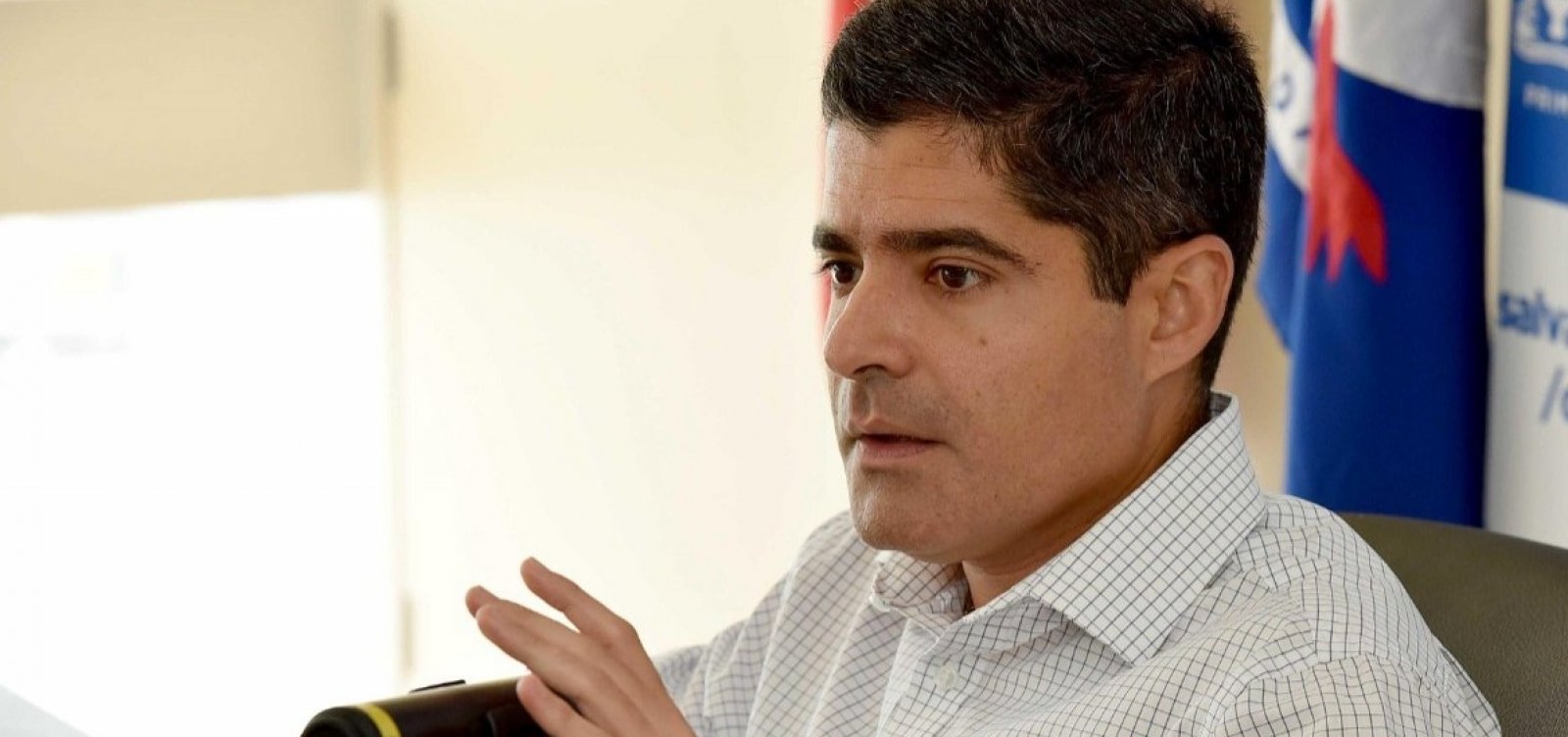 ACM Neto evita comentar atrito com João Roma e diz que 'futuro a Deus pertence'