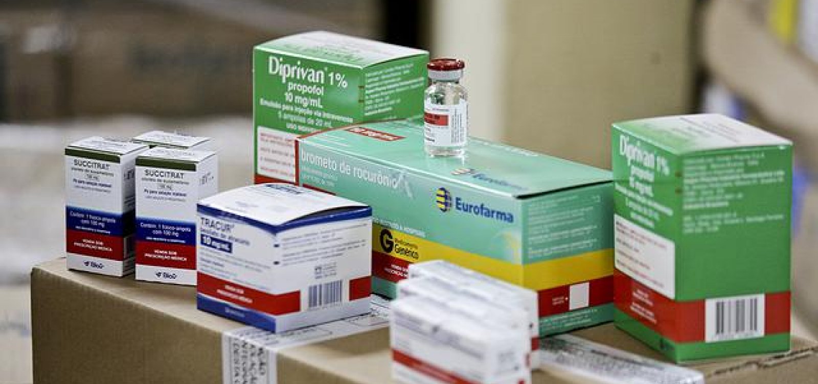 Hospitais públicos e particulares do RJ sofrem com escassez de medicamentos para intubação 