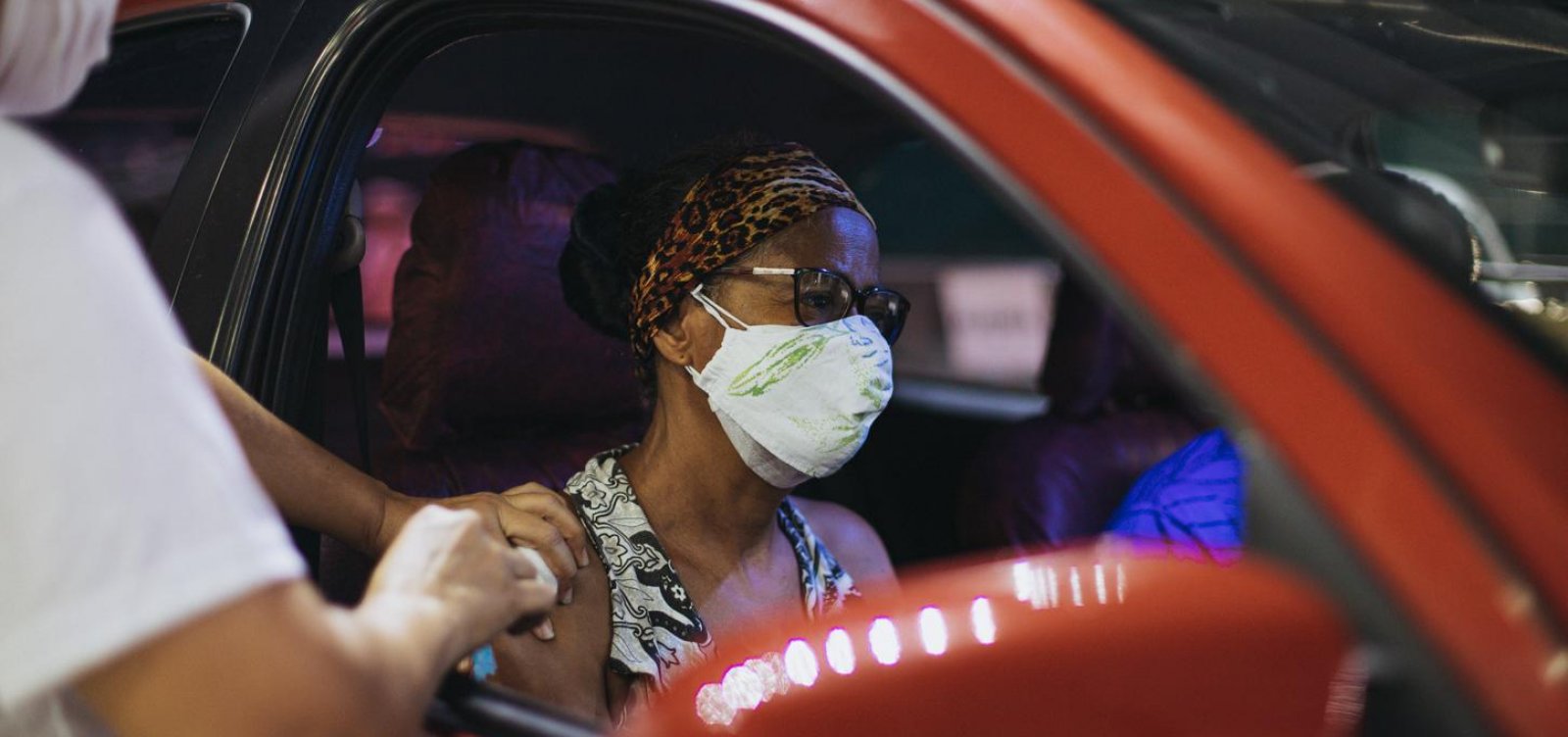 Mutirão de vacinação em Salvador aplicou 30 mil doses neste sábado