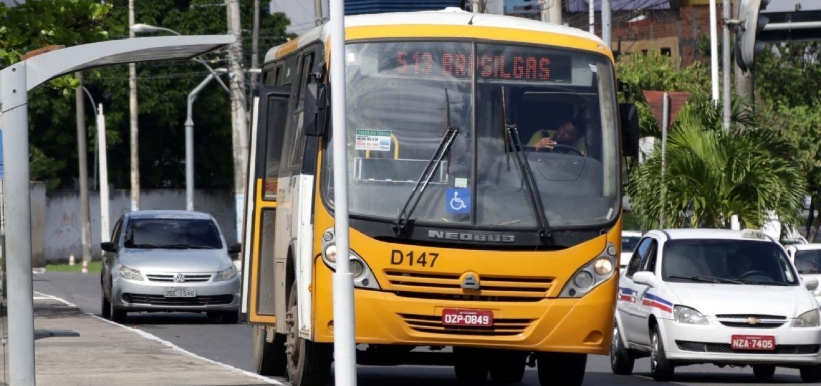 Em assembleia, rodoviários fazem paralisação de ônibus na manhã desta sexta