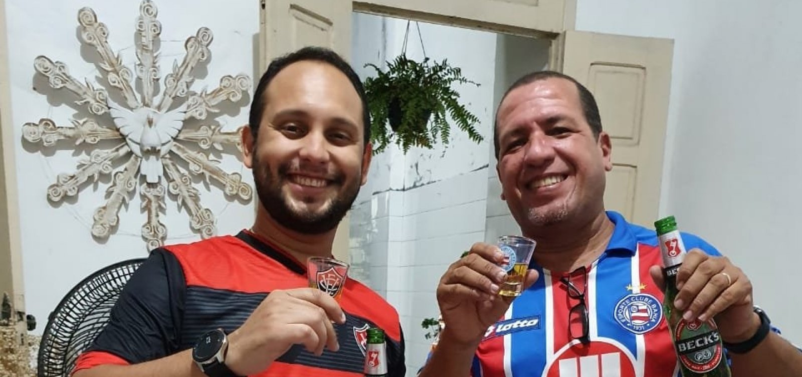 Rubro-negro se veste de Bahia para última homenagem ao ‘paidrasto’, vítima da Covid-19