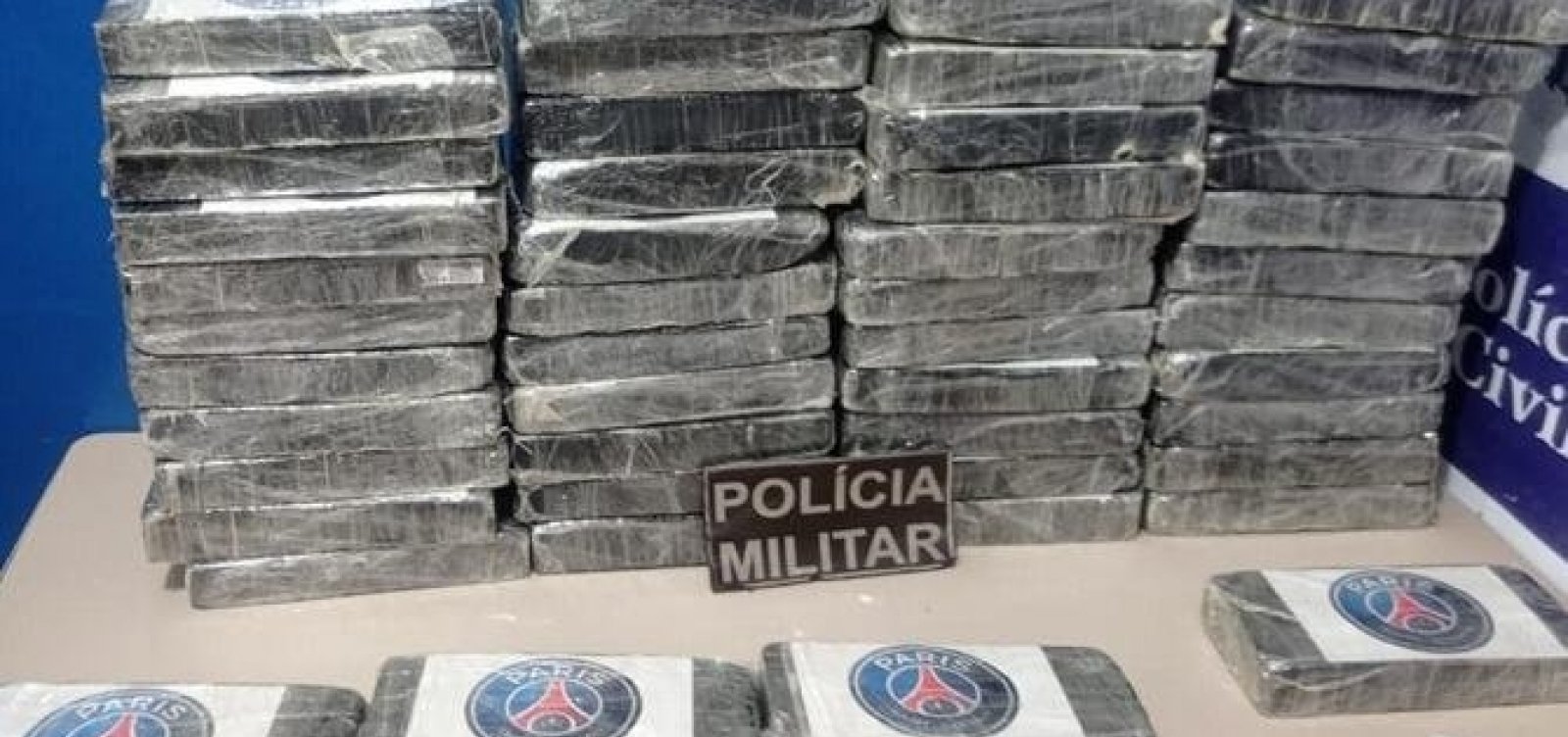 Cocaína avaliada em 1,4 milhão é achada em carro abandonado no interior da Bahia