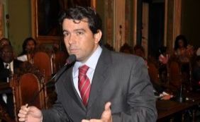 Vereador critica atuação de Aladilce como líder da oposição: “Desastrosa”