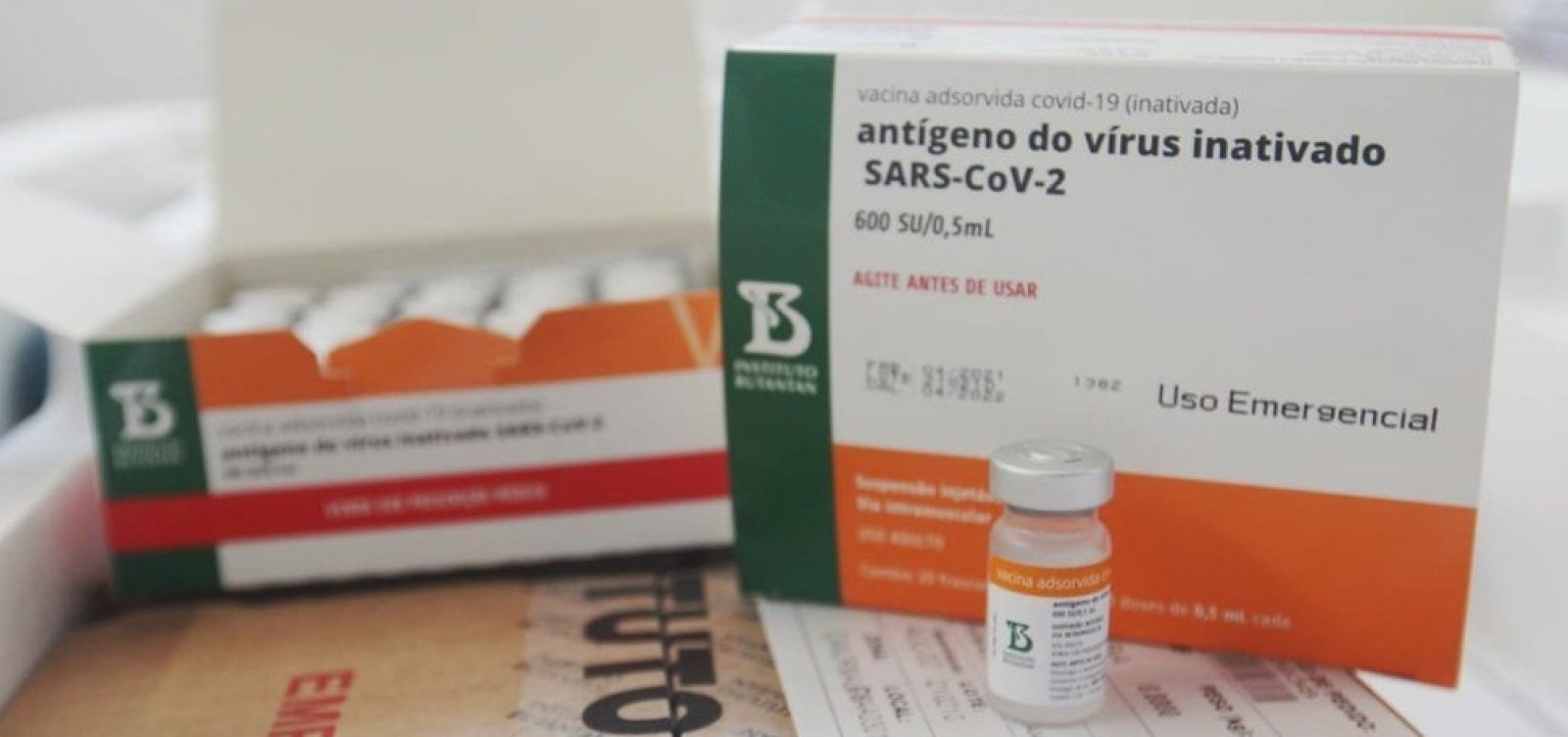 Sesab anuncia chegada de mais de 344 mil doses de vacinas Pfizer e CoronaVac