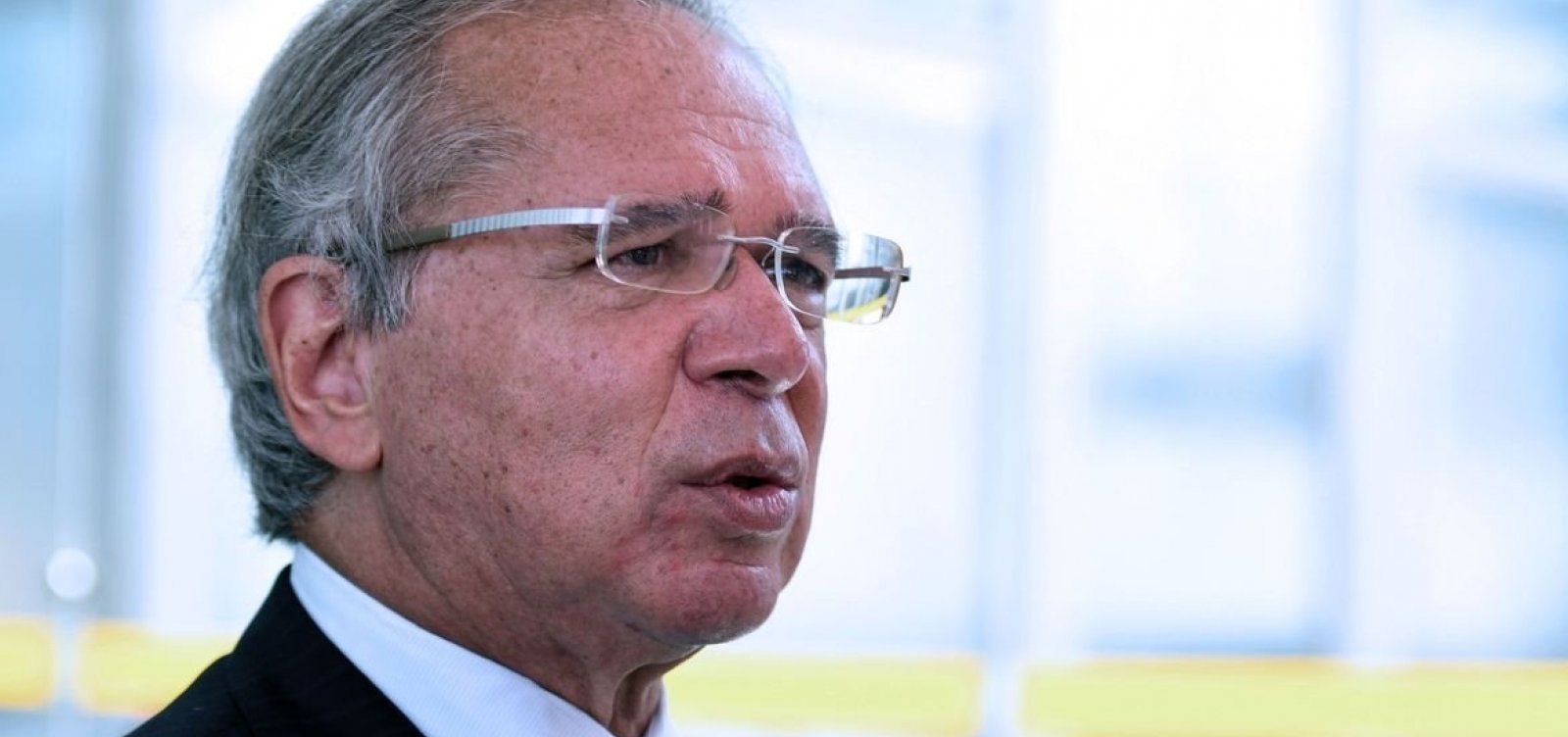Governo deve anunciar prorrogação do auxílio nesta semana, diz Guedes