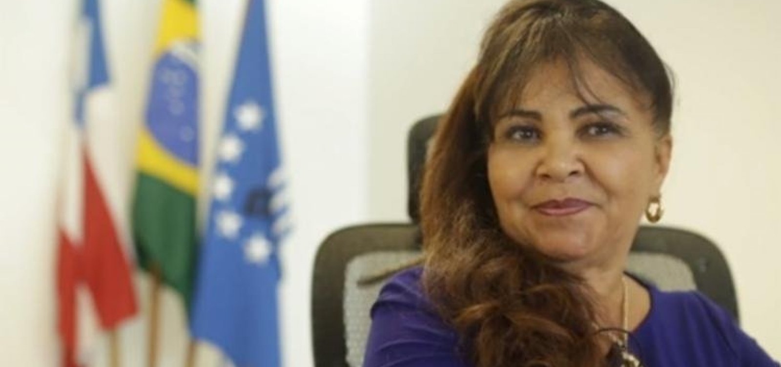 Ex-prefeita de Dias D'Ávila tem contas rejeitadas e é multada em R$ 6 mil pelo TCM
