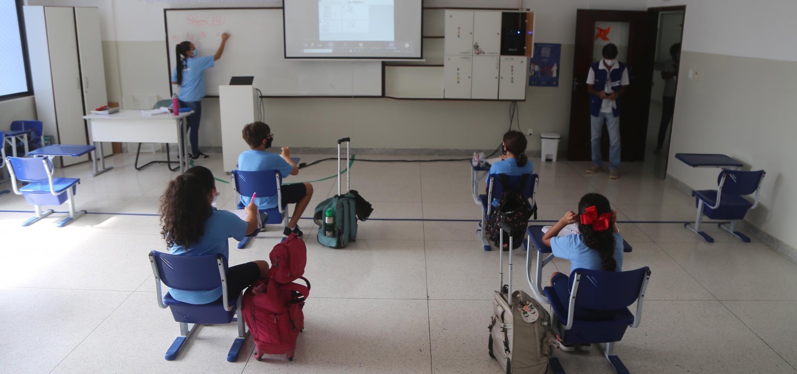 Com 90% das UTIs ocupadas, Vitória da Conquista permite reabertura de escolas na próxima semana