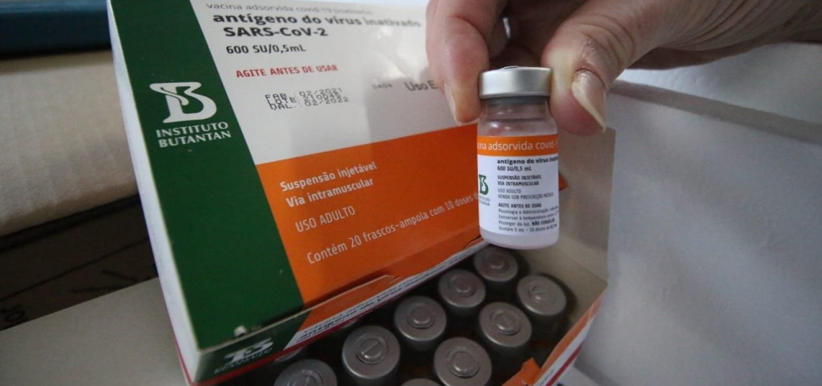 Chegam &agrave; Bahia mais 61,8 mil doses de vacinas contra Covid-19