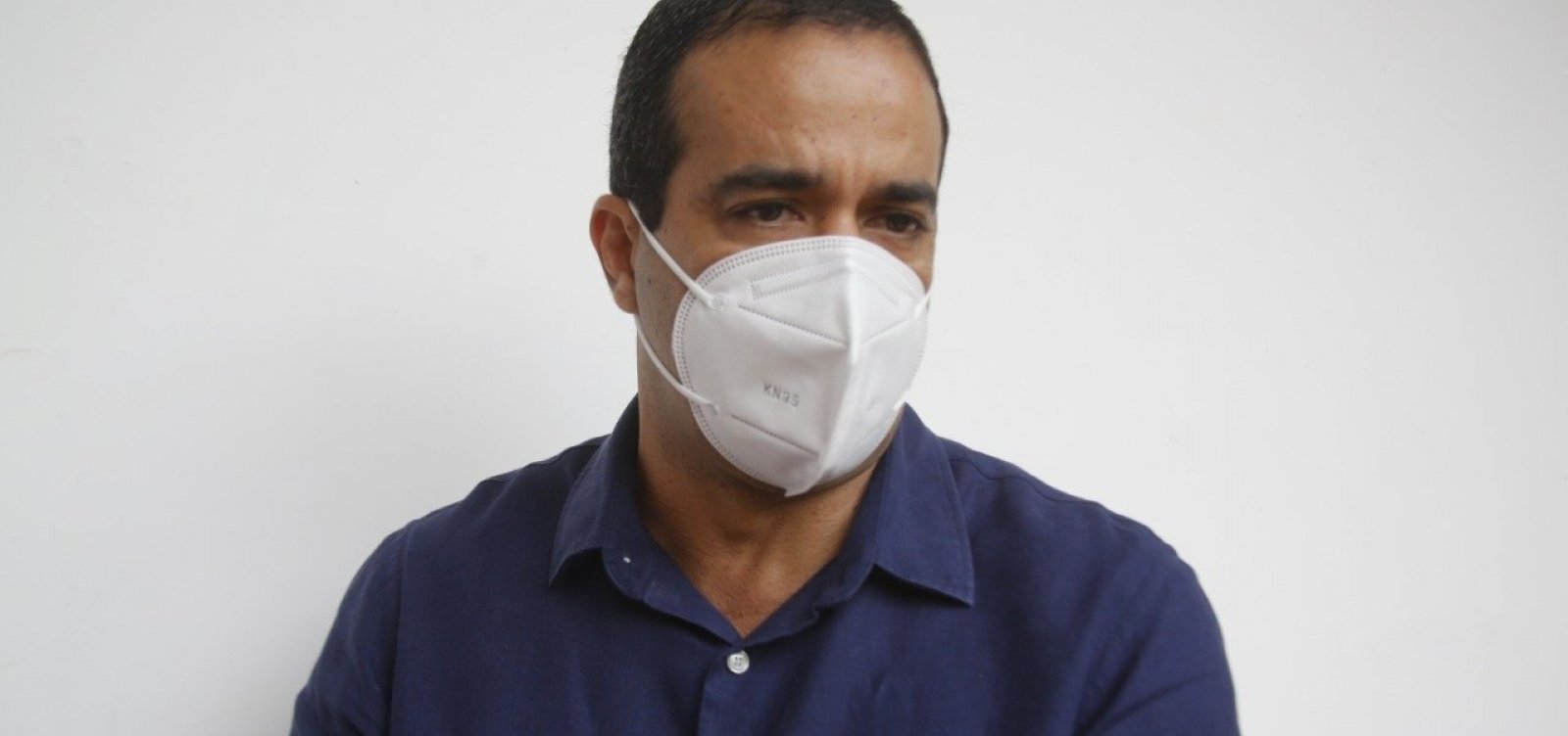 Prefeito pede "consciência" para evitar escolha de doses e diz que deu exemplo com Oxford