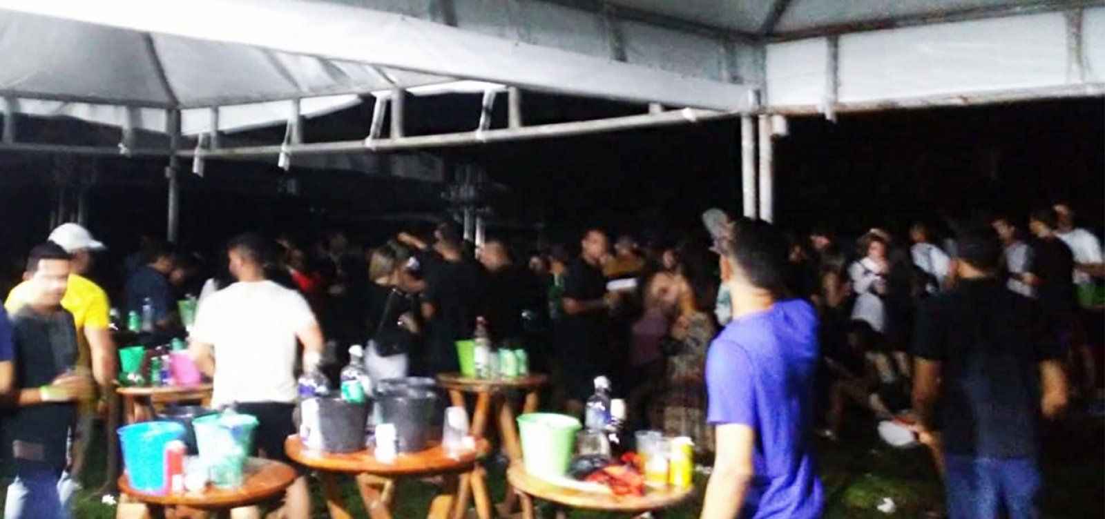 Festa em ch&aacute;cara com 800 pessoas &eacute; encerrada em Feira de Santana