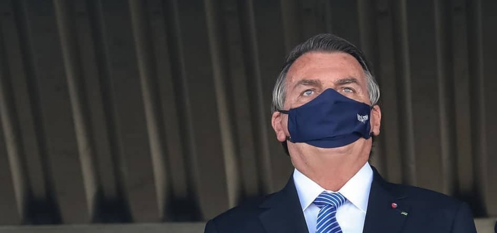 Celular de Dominghetti apreendido pela CPI ligariam Bolsonaro à compra de vacinas