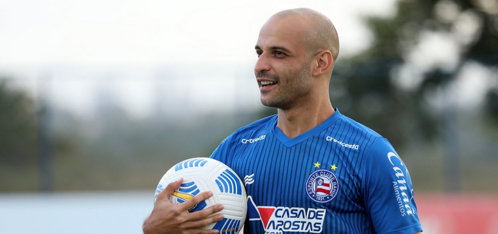 Thaciano é vendido para clube turco e torcedores temem desmanche do elenco