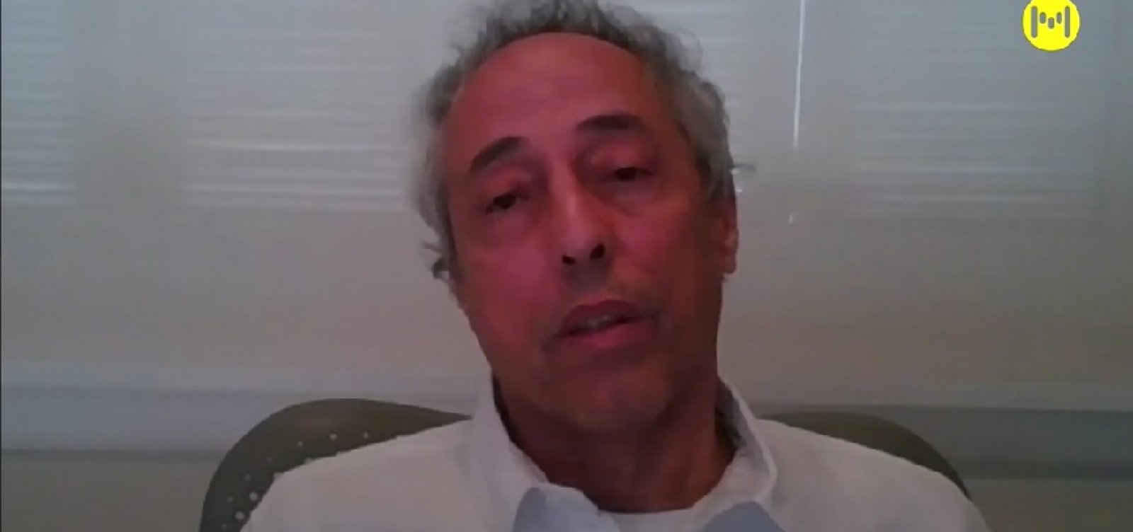 Barbaridade promovida pela base de Bolsonaro, diz Bob Fernandes sobre fundo de R$ 5,7 bi