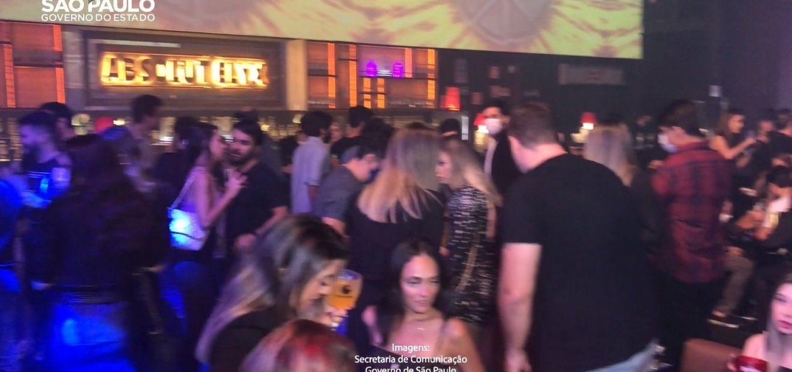 Festa clandestina com 1.500 pessoas é encerrada em bairro nobre de São Paulo