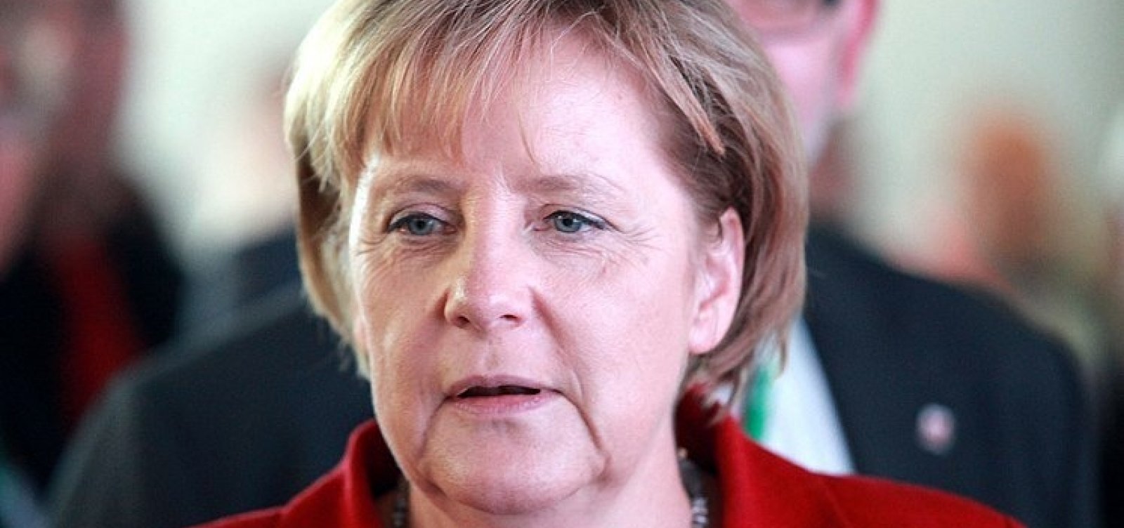 Enchentes são aterrorizantes, diz Merkel; mortes chegam a 188